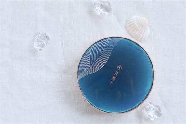 花西子蠶絲蜜粉餅真的好用嗎 花西子蠶絲蜜粉餅怎么樣 花西子蠶絲蜜粉餅真的好用嗎 花西子蠶絲蜜粉餅怎么樣