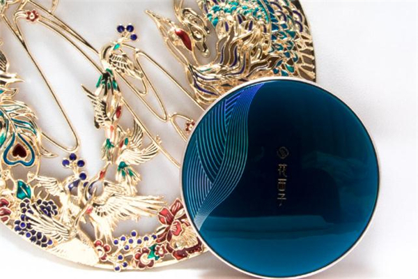 花西子蠶絲蜜粉餅遮毛孔嗎 花西子蠶絲蜜粉餅浮粉嗎 花西子蠶絲蜜粉餅遮毛孔嗎 花西子蠶絲蜜粉餅浮粉嗎