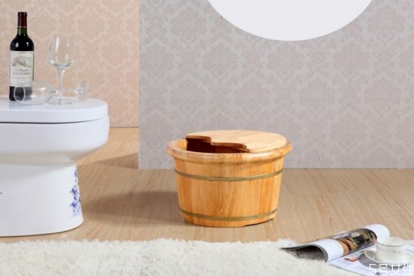 有什么泡腳可以去濕氣 去濕氣應(yīng)該用什么泡腳 有什么泡腳可以去濕氣 去濕氣應(yīng)該用什么泡腳