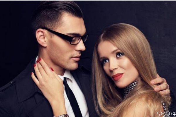 異地老公出軌的癥狀 ?異地老公出軌的表現(xiàn) 異地老公出軌的癥狀 ?異地老公出軌的表現(xiàn)