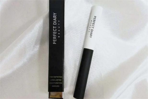 完美日記睫毛膏多少錢 完美日記睫毛膏保質(zhì)期 完美日記睫毛膏多少錢 完美日記睫毛膏保質(zhì)期
