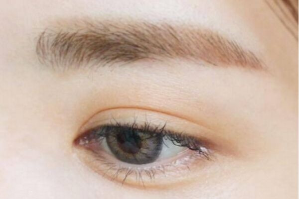 什么顏色的眼影百搭好看 百搭好看的眼影推薦 什么顏色的眼影百搭好看 百搭好看的眼影推薦