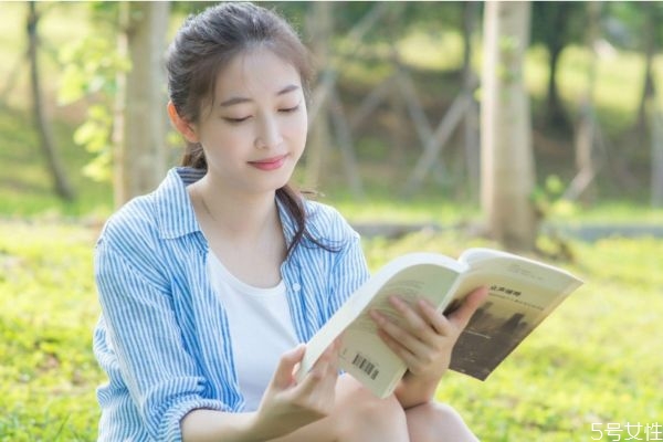 喜歡一個(gè)有什么感覺(jué) 什么是喜歡一個(gè)人的感覺(jué) 喜歡一個(gè)有什么感覺(jué) 什么是喜歡一個(gè)人的感覺(jué)