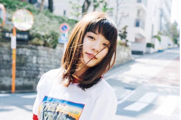 女生談戀愛注意什么 ?女生談戀愛注意三個(gè)禁忌