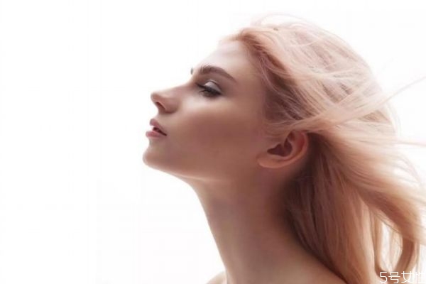 分叉的頭發(fā)一定要剪嗎 分叉的頭發(fā)不剪會怎樣 分叉的頭發(fā)一定要剪嗎 分叉的頭發(fā)不剪會怎樣