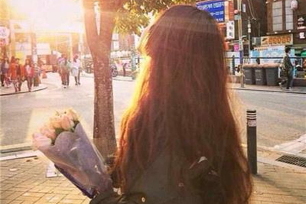 對女生有保護(hù)欲是什么心理 對女生有保護(hù)欲是喜歡嗎 對女生有保護(hù)欲是什么心理 對女生有保護(hù)欲是喜歡嗎