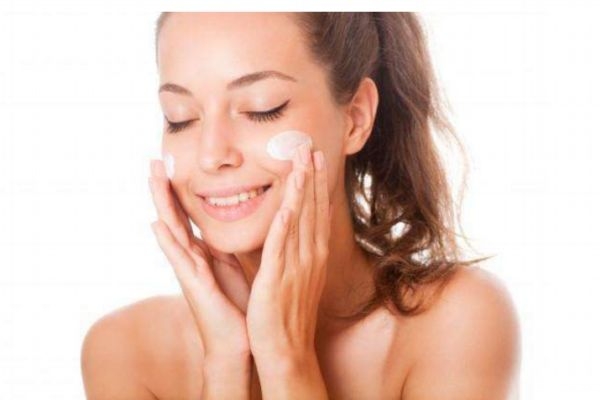 30歲女性應該怎么護膚 30歲女性的護膚方法 30歲女性應該怎么護膚 30歲女性的護膚方法