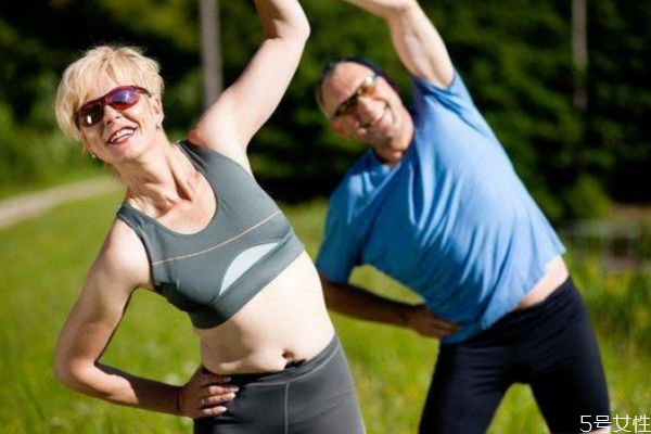 開合跳每天多少個(gè)減肥 減肥每天要做多少個(gè)開合跳 開合跳每天多少個(gè)減肥 減肥每天要做多少個(gè)開合跳