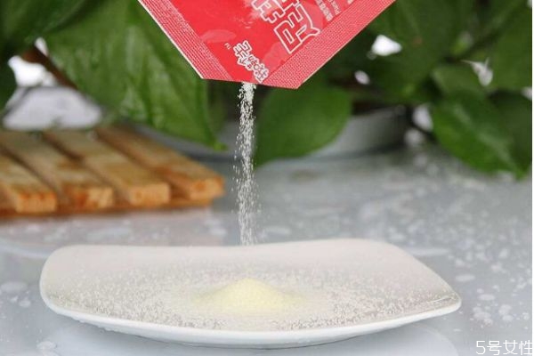 腳部護(hù)膚的方法有什么 腳部應(yīng)該怎么護(hù)膚 腳部護(hù)膚的方法有什么 腳部應(yīng)該怎么護(hù)膚