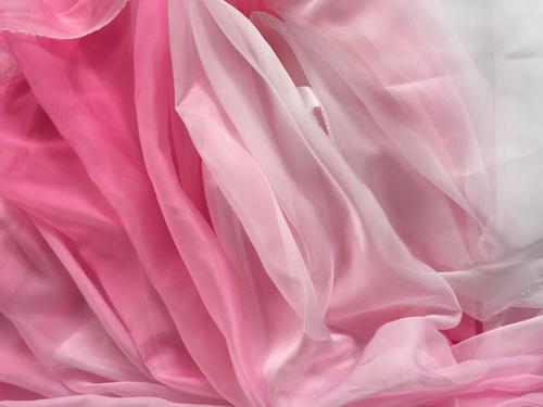 雪紡面料容易破嗎 彈力雪紡面料好嗎 雪紡面料容易破嗎 彈力雪紡面料好嗎