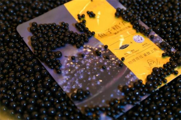 伊貝詩(shī)魚(yú)子精華面膜成分 伊貝詩(shī)魚(yú)子醬面膜敏感肌能用嗎