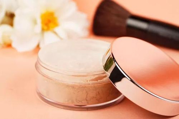 為什么用散粉浮粉 用散粉浮粉的原因 為什么用散粉浮粉 用散粉浮粉的原因