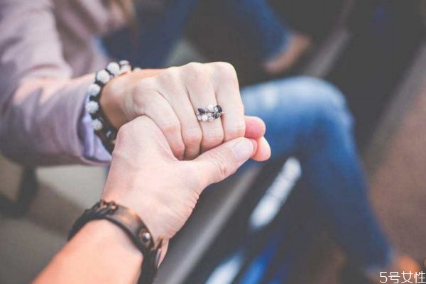 中年人的婚姻怎樣處理 怎么處理中年人的婚姻 中年人的婚姻怎樣處理 怎么處理中年人的婚姻