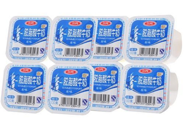 脫脂酸奶對腸胃好嗎 脫脂酸奶含糖嗎 脫脂酸奶對腸胃好嗎 脫脂酸奶含糖嗎