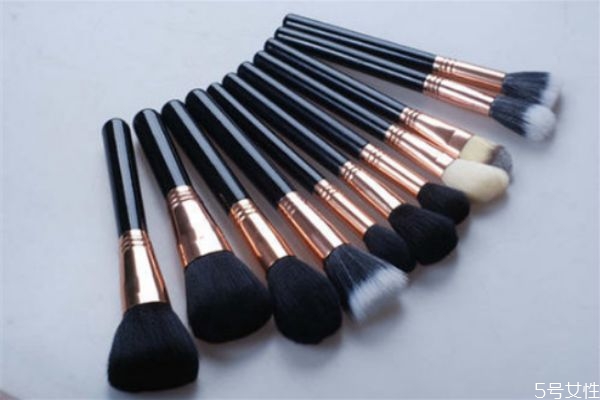 女生化妝到底有多重要 女生化妝什么最重要 女生化妝到底有多重要 女生化妝什么最重要