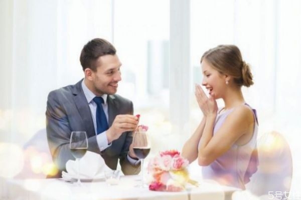 冷戰(zhàn)分居3個月正常嗎 增進(jìn)夫妻感情的方法 冷戰(zhàn)分居3個月正常嗎 增進(jìn)夫妻感情的方法