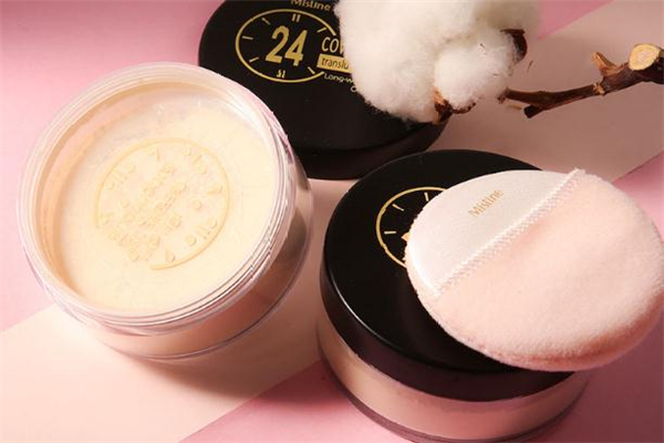 mistine散粉真假對(duì)比 mistine散粉保質(zhì)期怎么看 mistine散粉真假對(duì)比 mistine散粉保質(zhì)期怎么看