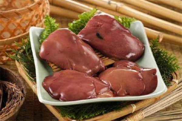 雞肝可以經(jīng)常吃嗎 雞肝和豬肝哪個好 雞肝可以經(jīng)常吃嗎 雞肝和豬肝哪個好