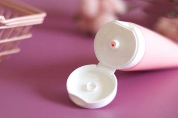 紐歐拉氨基酸洗面奶什么味道 紐歐拉氨基酸洗面奶的成分 紐歐拉氨基酸洗面奶什么味道 紐歐拉氨基酸洗面奶的成分