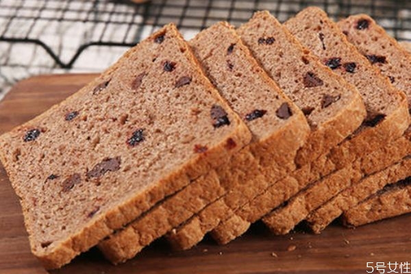黑麥面包能放冰箱冷藏嗎 面包可以凍在冰箱里嗎