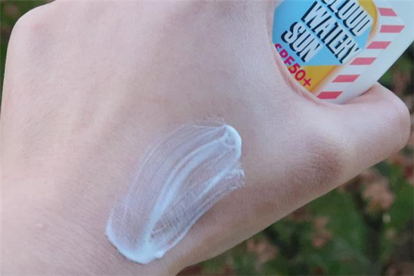 悅芙媞防曬霜要卸妝嗎 悅芙媞防曬霜怎么卸妝 悅芙媞防曬霜要卸妝嗎 悅芙媞防曬霜怎么卸妝