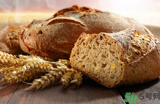 晚上吃全麥面包會胖嗎？吃全麥面包會胖嗎？
