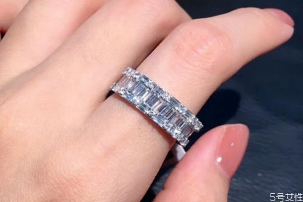 領(lǐng)結(jié)婚證一定要做婚檢嗎 領(lǐng)結(jié)婚證有哪些注意事項 領(lǐng)結(jié)婚證一定要做婚檢嗎 領(lǐng)結(jié)婚證有哪些注意事項