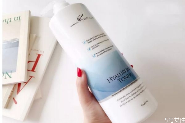 神仙水可以搭配什么乳 什么乳搭配神仙水好 神仙水可以搭配什么乳 什么乳搭配神仙水好