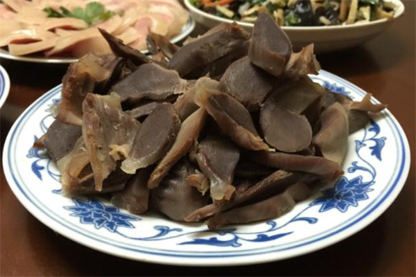 吃鴨胗會(huì)長胖嗎 減肥期間可以吃鴨胗嗎 吃鴨胗會(huì)長胖嗎 減肥期間可以吃鴨胗嗎