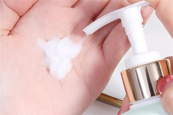 飄柔免洗護(hù)發(fā)素好用嗎 飄柔免洗護(hù)發(fā)素效果怎么樣 飄柔免洗護(hù)發(fā)素好用嗎 飄柔免洗護(hù)發(fā)素效果怎么樣