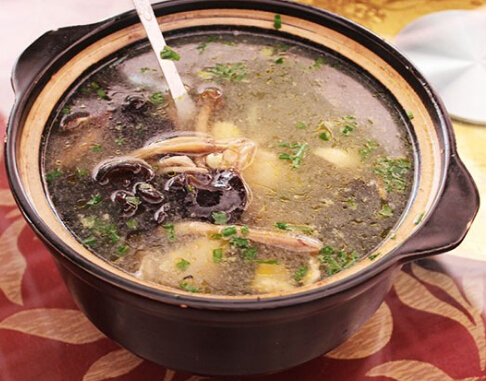 茶樹菇燉雞湯的做法 茶樹菇燉雞湯的營養(yǎng)價(jià)值 茶樹菇燉雞湯的做法 茶樹菇燉雞湯的營養(yǎng)價(jià)值