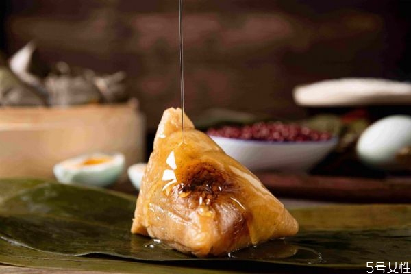 粽子怎么做好吃 粽子的好吃做法 粽子怎么做好吃 粽子的好吃做法