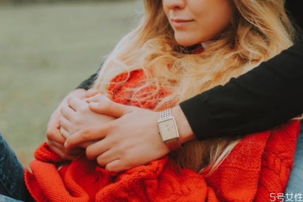 結(jié)婚后感情淡了怎么辦 異地分居的七個危害 結(jié)婚后感情淡了怎么辦 異地分居的七個危害