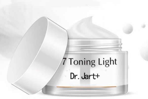 素顏霜可不可以美白 素顏霜美白效果怎么樣 素顏霜可不可以美白 素顏霜美白效果怎么樣