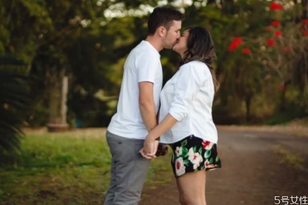 老公生氣很難哄怎么辦 惹老公生氣怎么撒嬌 老公生氣很難哄怎么辦 惹老公生氣怎么撒嬌