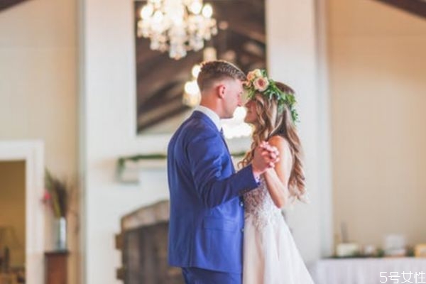 女人離婚不離家的壞處 長(zhǎng)期離婚不離家的后果 女人離婚不離家的壞處 長(zhǎng)期離婚不離家的后果