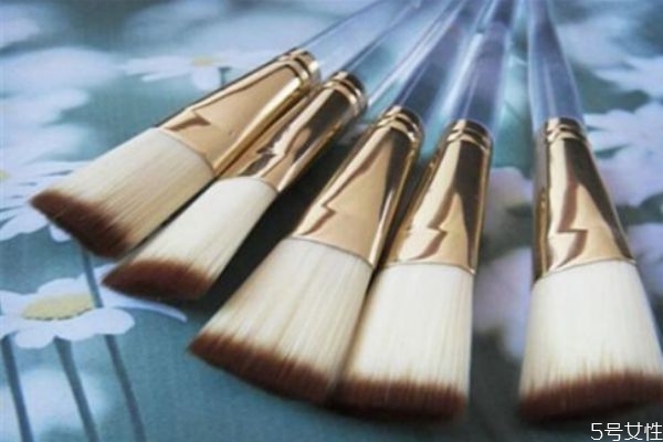 化妝刷能用太陽曬嗎 化妝刷清洗之后怎么處理 化妝刷能用太陽曬嗎 化妝刷清洗之后怎么處理