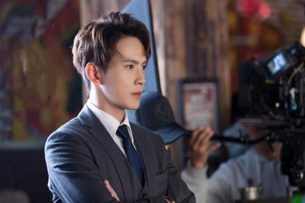 男生看顏值還是學(xué)歷 男生覺得顏值和學(xué)歷哪個(gè)重要 男生看顏值還是學(xué)歷 男生覺得顏值和學(xué)歷哪個(gè)重要