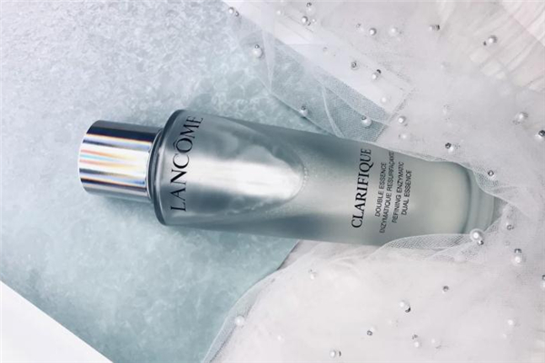 蘭蔻極光水和粉水哪個好 蘭蔻極光水和粉水可以一起用嗎 蘭蔻極光水和粉水哪個好 蘭蔻極光水和粉水可以一起用嗎