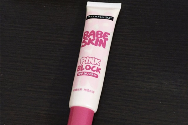 美寶蓮隔離霜好用嗎 美寶蓮隔離霜價格如何 美寶蓮隔離霜好用嗎 美寶蓮隔離霜價格如何