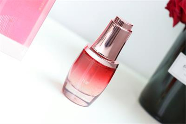 丸美去眼袋眼霜介紹 丸美去眼袋眼霜價格 丸美去眼袋眼霜介紹 丸美去眼袋眼霜價格