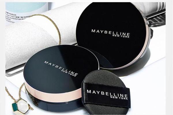 美寶蓮超然無(wú)瑕輕墊霜有幾個(gè)色號(hào) 美寶蓮超然無(wú)瑕輕墊霜好用嗎