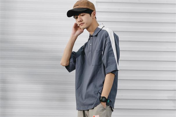 男生穿什么polo衫好看 男生polo衫什么款式好看 男生穿什么polo衫好看 男生polo衫什么款式好看