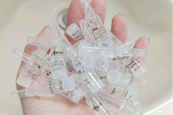 玻尿酸灌膚有什么作用 玻尿酸灌膚的作用有什么 玻尿酸灌膚有什么作用 玻尿酸灌膚的作用有什么