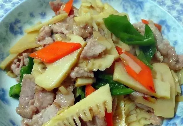 鮮竹筍炒肉的營養(yǎng)價值 鮮竹筍炒肉的做法 鮮竹筍炒肉的營養(yǎng)價值 鮮竹筍炒肉的做法