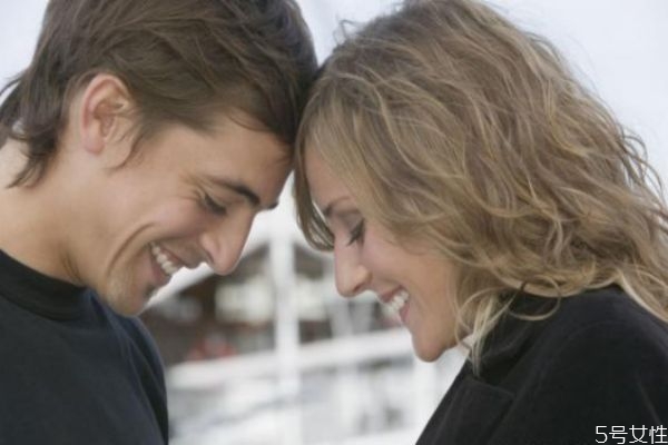 離婚不離家男人真實(shí)想法 原因不外乎這三點(diǎn) 離婚不離家男人真實(shí)想法 原因不外乎這三點(diǎn)