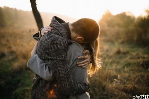 女方主動離婚孩子咋判 女方提出離婚吃虧在哪 女方主動離婚孩子咋判 女方提出離婚吃虧在哪