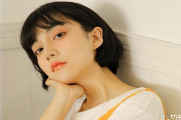 冷戰(zhàn)女生該不該主動(dòng) 男生冷戰(zhàn)能堅(jiān)持多少天 冷戰(zhàn)女生該不該主動(dòng) 男生冷戰(zhàn)能堅(jiān)持多少天