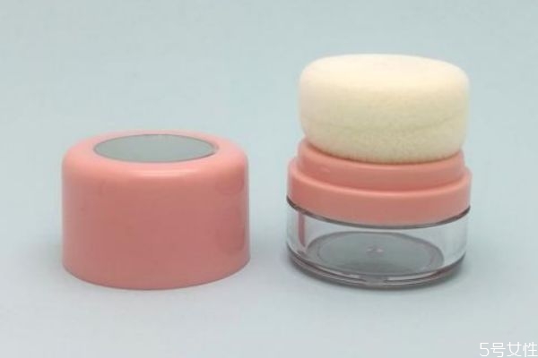 花西子蜜粉和散粉的區(qū)別 花西子蜜粉和散粉的不同 花西子蜜粉和散粉的區(qū)別 花西子蜜粉和散粉的不同