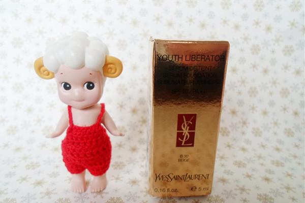 圣羅蘭妍活青春粉底液值得買嗎 圣羅蘭妍活青春粉底液質(zhì)地如何 圣羅蘭妍活青春粉底液值得買嗎 圣羅蘭妍活青春粉底液質(zhì)地如何